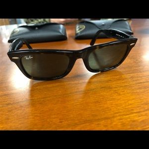 Discontinued Rayban Wayfarer Square RB2151
